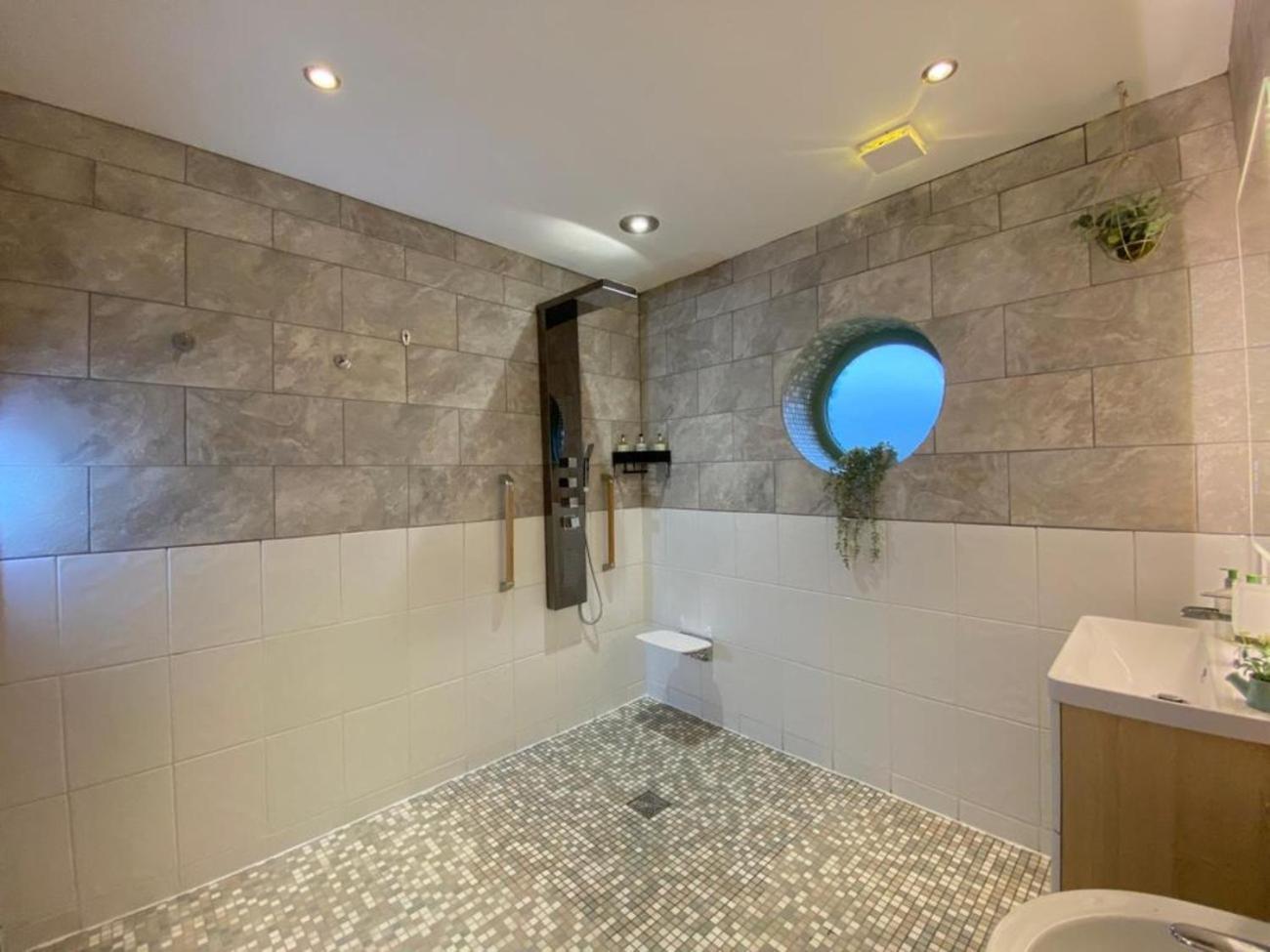 Lake District Romantic Get Away In 1 Acre Gardens Off M6 Penrith Exterior photo